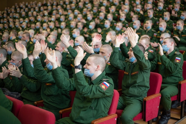 АРТИСТЫ ЦДРА ПОЗДРАВИЛИ ВОЕННОСЛУЖАЩИХ СЕМЕНОВСКОГО ПОЛКА С ДНЕМ ЧАСТИ
