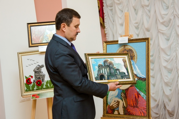 НА ТОРЖЕСТВЕННОЙ ЦЕРЕМОНИИ В ЦДРА НАЗВАНЫ ИМЕНА ЛАУРЕАТОВ VI ВСЕРОССИЙСКОГО КОНКУРСА &laquo;СУРОВАЯ НИТКА&raquo;