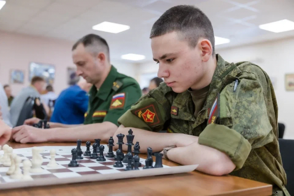 В ЦДРА ПРОШЕЛ ШАХМАТНЫЙ ТУРНИР, ПОСВЯЩЕННЫЙ ДНЮ РОССИИ