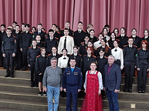 СОТРУДНИКИ ЦДРА ПРОВЕЛИ ТВОРЧЕСКУЮ ВСТРЕЧУ, ПОСВЯЩЕННУЮ ДНЮ ЗАЩИТНИКА ОТЕЧЕСТВА, В МОСКОВСКОЙ ШКОЛЕ