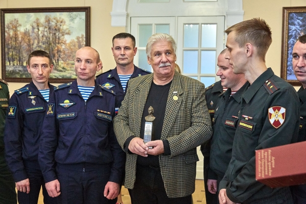 &laquo;МОСКВА ЖИВОПИСНАЯ&raquo;: В ЦДРА ОТКРЫЛАСЬ ВЫСТАВКА КАРТИН НАРОДНОГО ХУДОЖНИКА РОССИИ ЕВГЕНИЯ КОРНЕЕВА