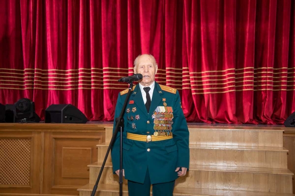ВЕТЕРАНЫ ВЕЛИКОЙ ОТЕЧЕСТВЕННОЙ ВОЙНЫ СТАЛИ ПОЧЁТНЫМИ ГОСТЯМИ ЛИТЕРАТУРНО-МУЗЫКАЛЬНОГО ВЕЧЕРА В ЦДРА