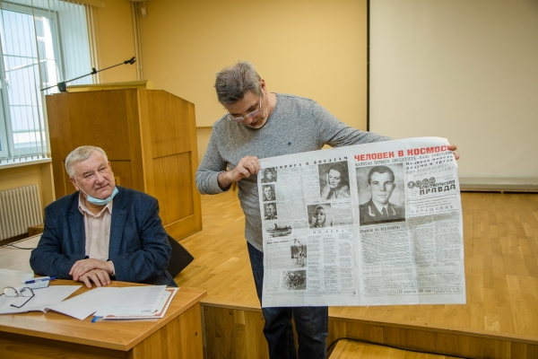 ВОЕННЫЕ ПИСАТЕЛИ О 60-ЛЕТИИ КОСМИЧЕСКОГО ПОЛЕТА  ЮРИЯ ГАГАРИНА И ЛИТЕРАТУРЕ ВОЕННЫХ ЛЕТ
