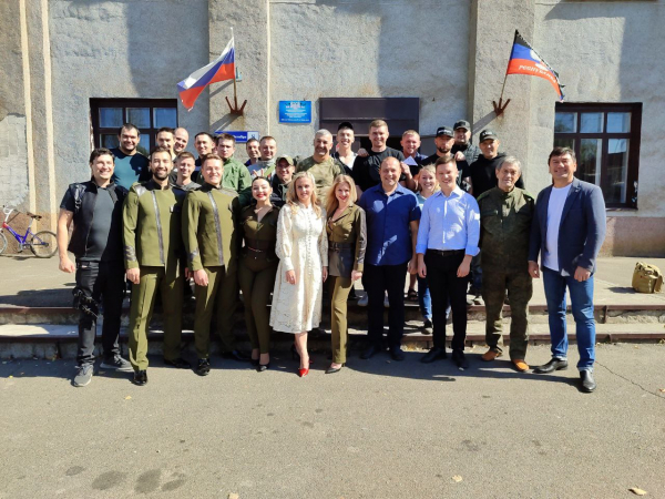 АРТИСТЫ ЦЕНТРАЛЬНОГО ДОМА РОССИЙСКОЙ АРМИИ ВЫСТУПИЛИ С КОНЦЕРТАМИ В ЗОНЕ СВО